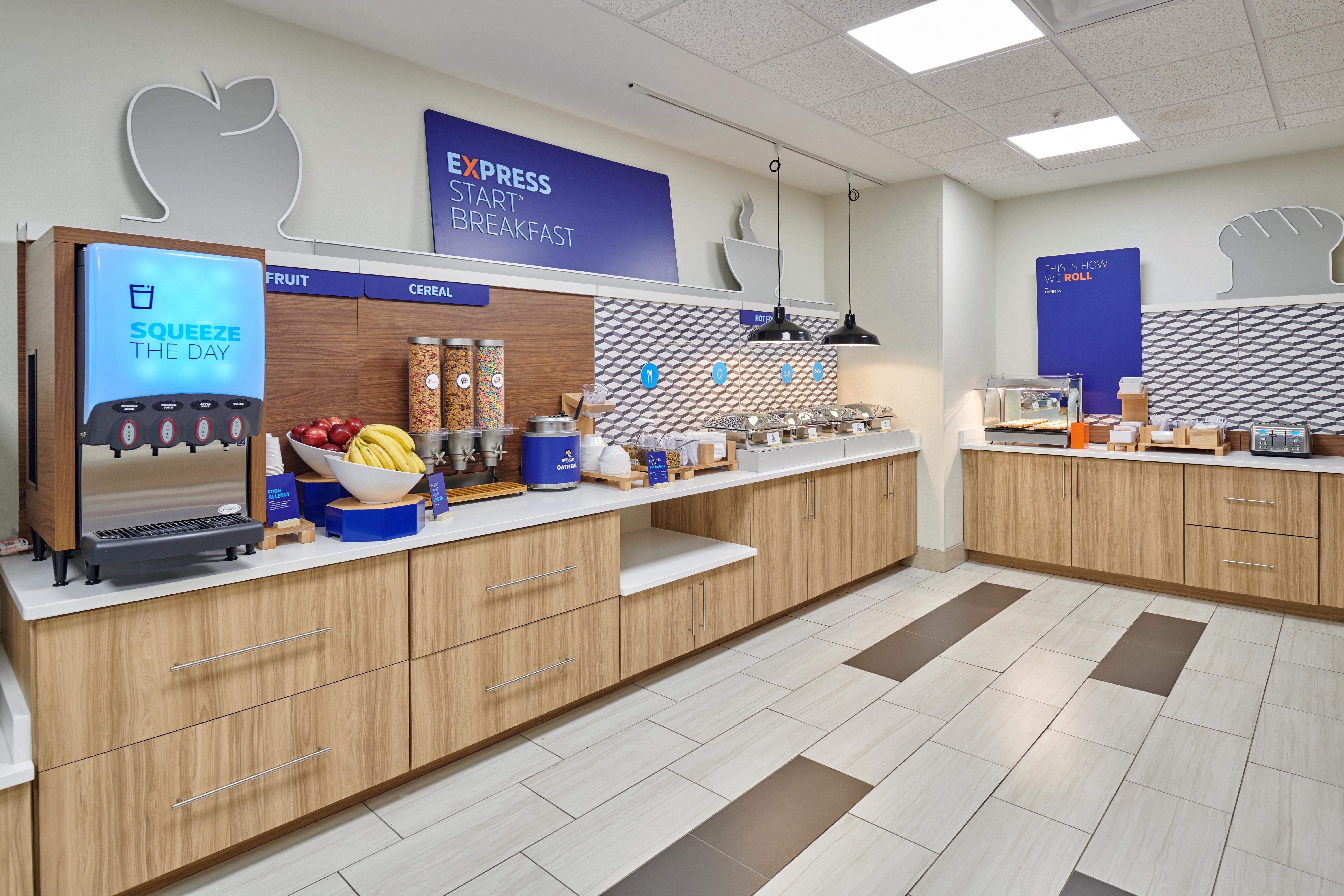 Holiday Inn Express & Suites El Paso East-Loop 375 By Ihg Exterior photo