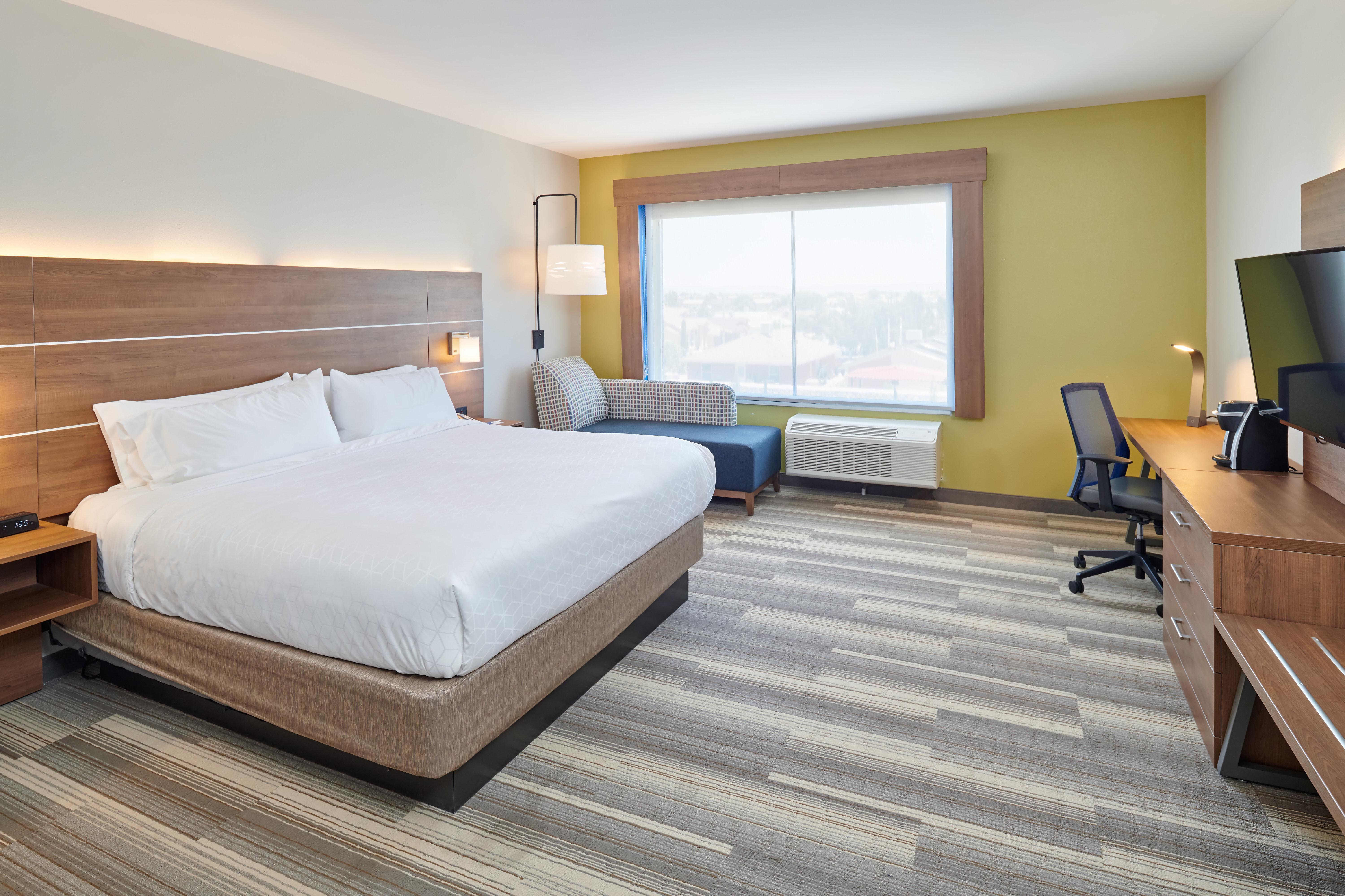 Holiday Inn Express & Suites El Paso East-Loop 375 By Ihg Exterior photo