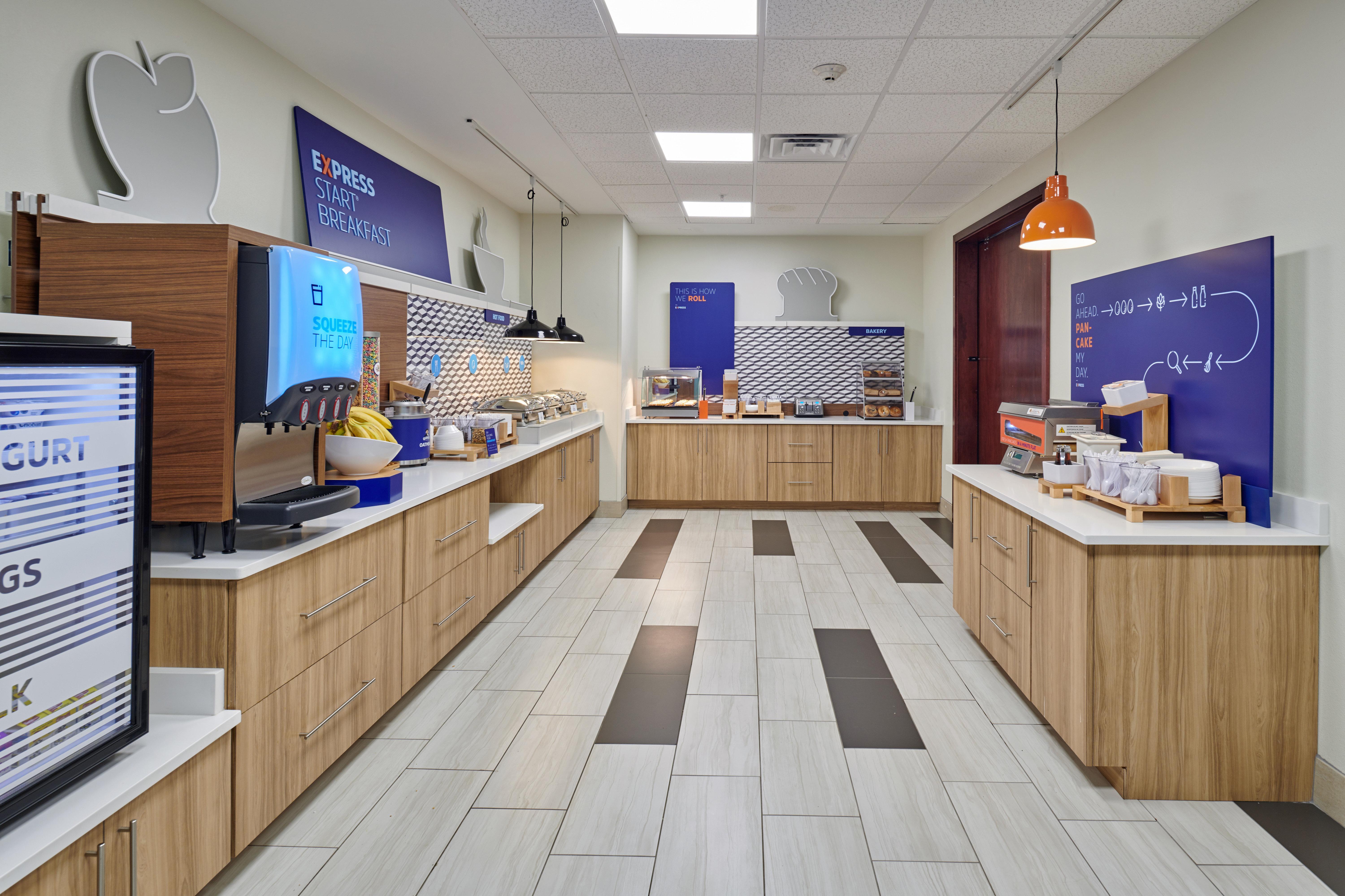 Holiday Inn Express & Suites El Paso East-Loop 375 By Ihg Exterior photo